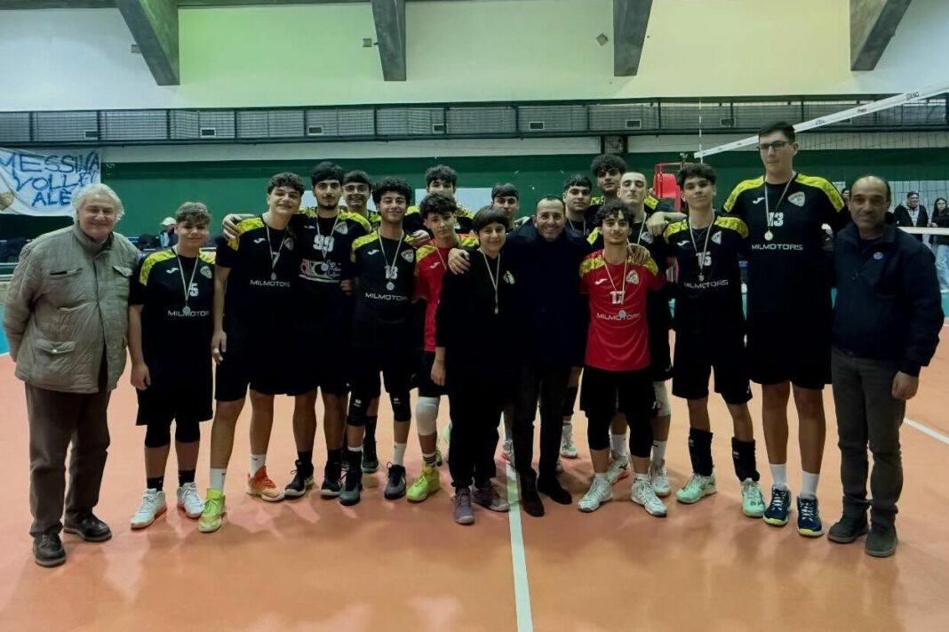 La Play Volley Under 19 maschile premiata per il titolo territoriale 2025/26 al PalaRescifina.